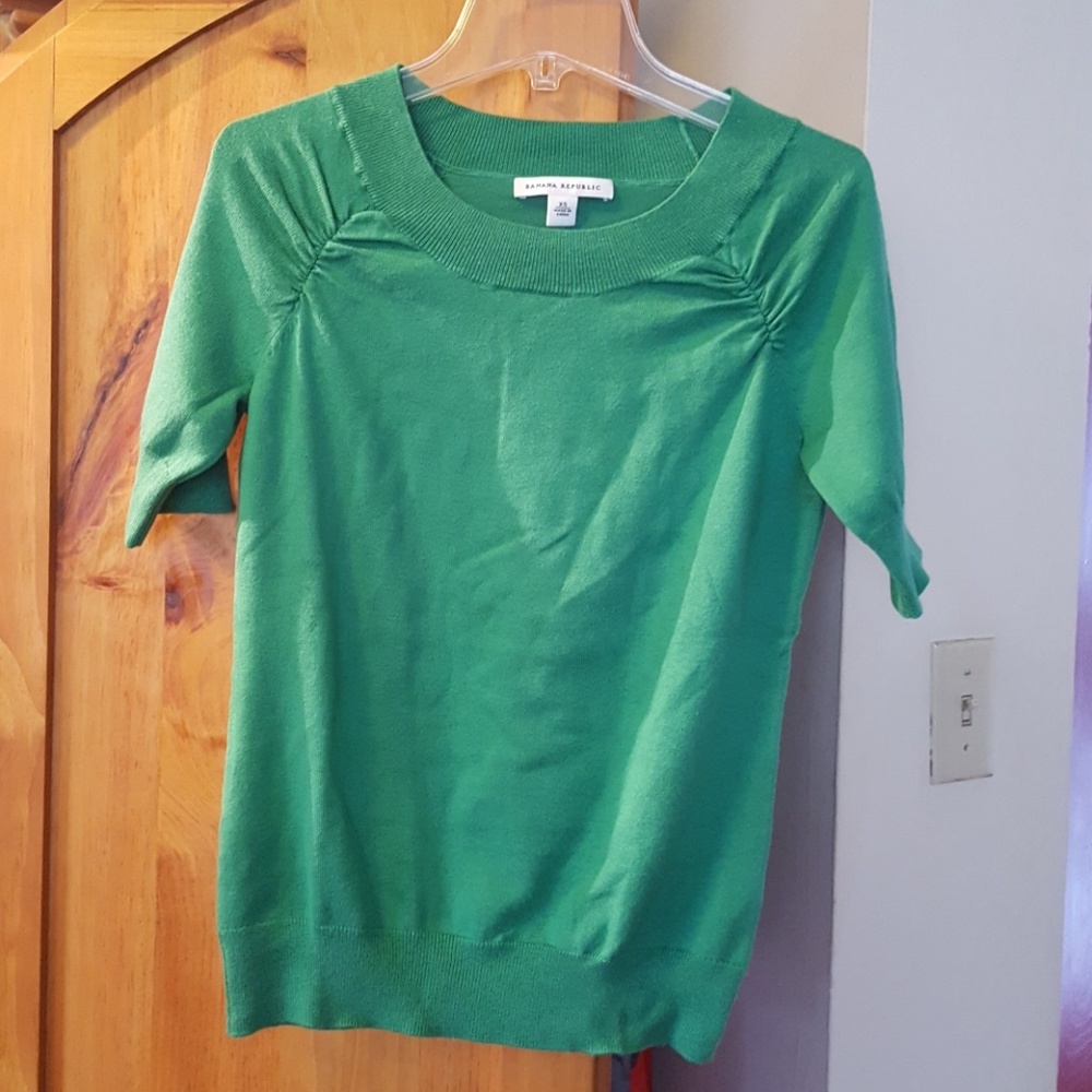 Green Banana Republic gathered front top